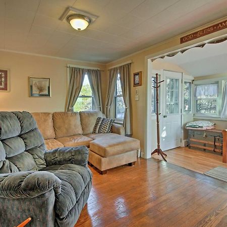 Cozy Buzzards Bay Home Steps To Cape Cod Canal! Bourne Exterior foto
